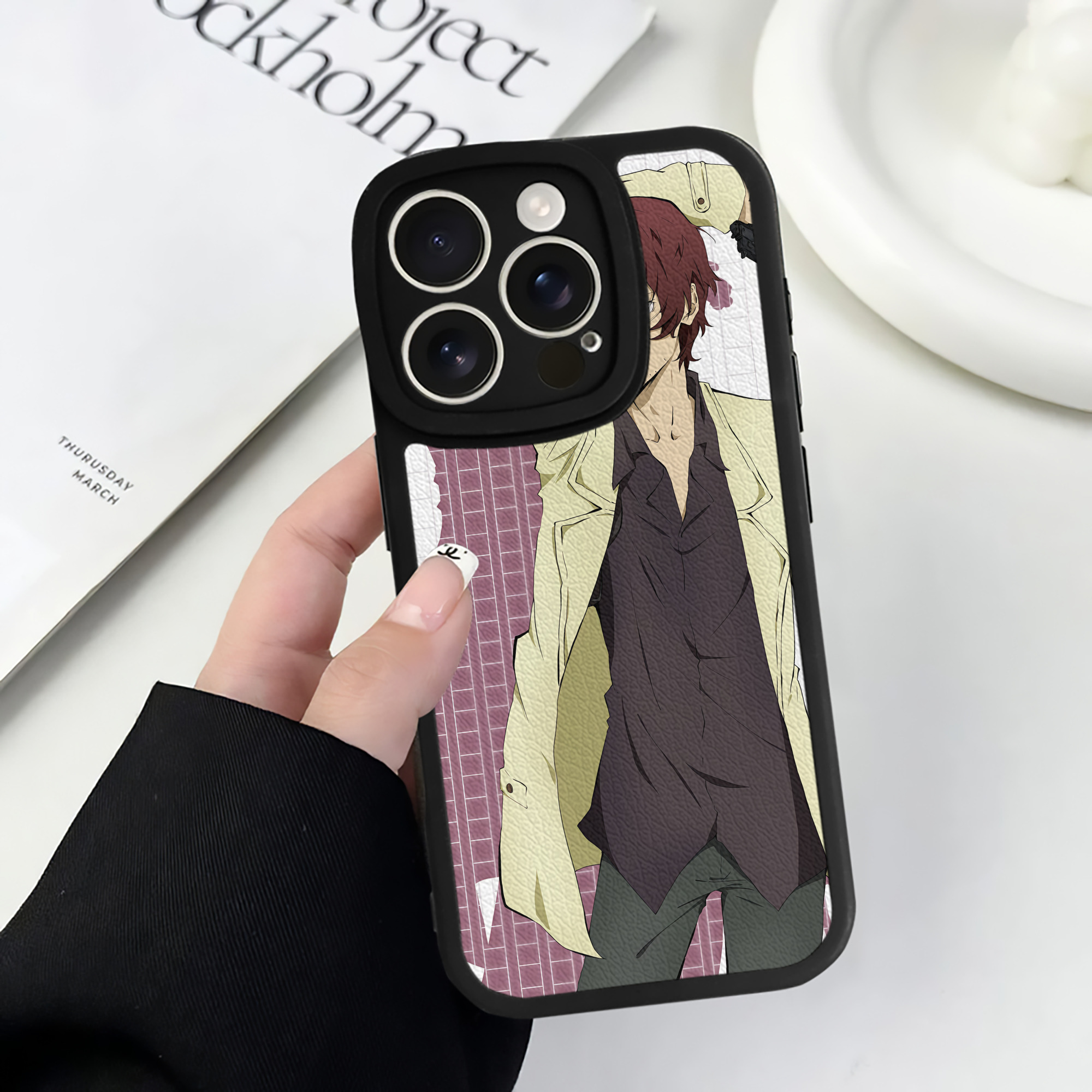 （画像用） 文豪ストレイドッグス Bungo Stray Dogs 【iPhone 16シリーズ対応】シリコンスマホケース（レザー調） 材質：シリコン